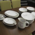 673 2760 DINNER SET